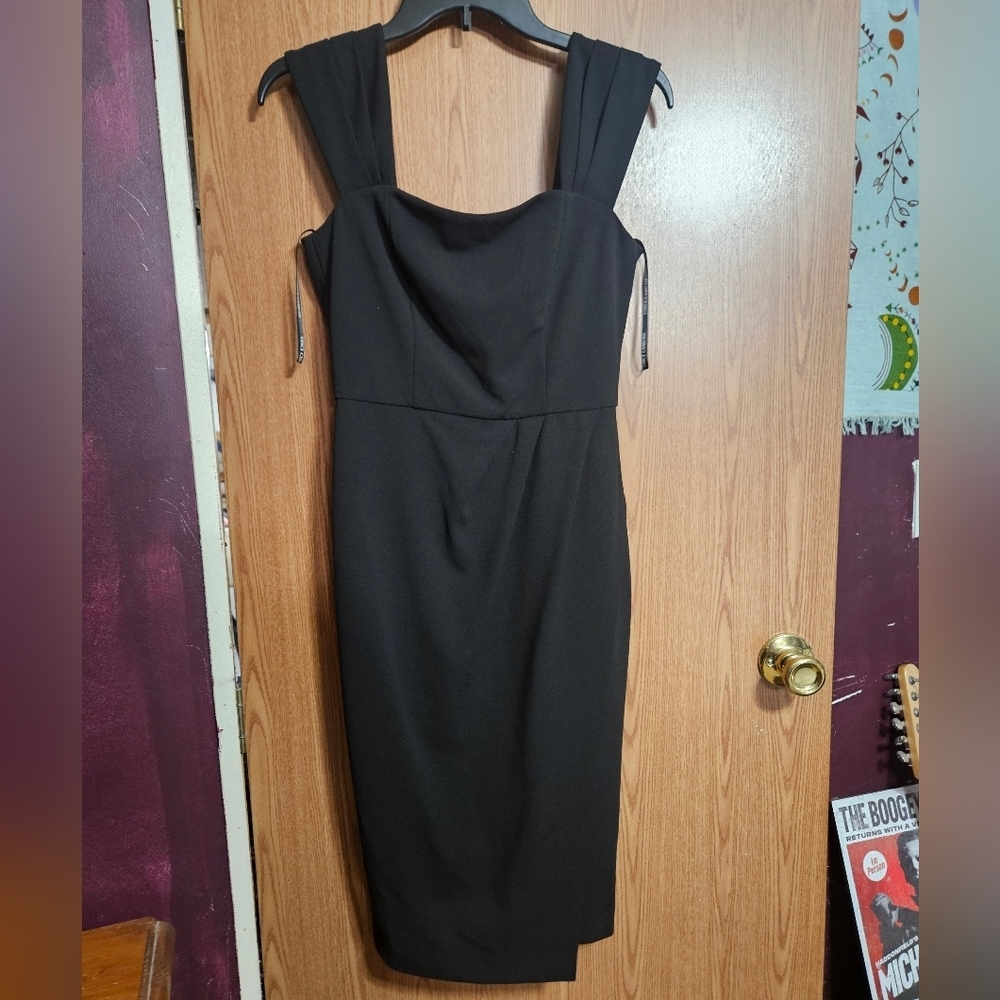 Vince Camuto Crepe Body-Con Little Black Dress Wide Strap Sleeve Size 4 Stretch!
